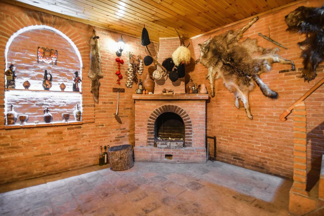 טביליסי Apartamenti Laliashvilebi'S Wine Cellar מראה חיצוני תמונה